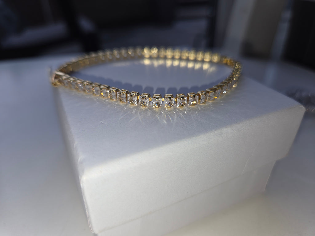 Women's Tennis Bracelet